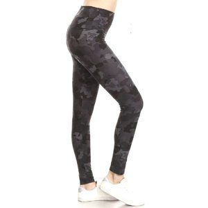 Black & Gray Camo Print Leggings